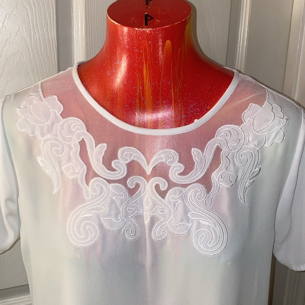 Cato White Embroidered Blouse NWT - Picture 4 of 12